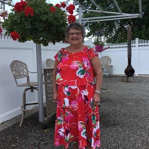 Meet your Posher, Joyce